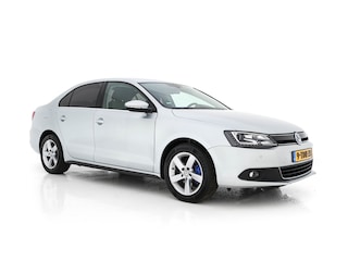 Volkswagen Jetta 1.4 TSI Hybrid Highline Aut. *XENON | NAVI | COMFORT-SEATS | ECC | PRIVACY-GLASS | PDC | SHIFT-PADDLES | CRUISE | 18''ALU*