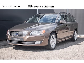 Volvo V70 D4 Nordic+ AUTOMAAT | Lederen bekleding | Standkachel | Stoelverwarming | Navigatie | Trekhaak | Volledig onderhoud | Dak spoiler | Getint Glas |