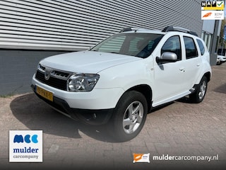 Dacia Duster 1.6 Lauréate 2wd / Airco / Trekhaak / Ned Auto / NAP / MCC / Gouda
