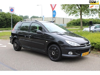 Peugeot 206 SW 1.4 AIR-LINE 2-uitvoering/AIRCONDITIONING/ZUINIG IN VERBRUIK/VEEL RUIMTE/NIEUWE APK+ONDERHOUDSBEURT BIJ AFLEVERING