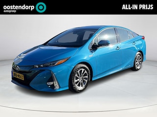 Toyota Prius 1.8 Plug-in Business Plus | Navigatie | Stoelverwarming | Parkeercamera achter | Bluetooth |