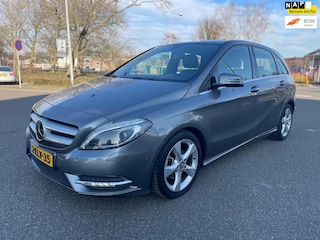 Mercedes-Benz B-klasse 180 Ambition / automaat / leder / cruise.control / pdc / led / lmv / nap….
