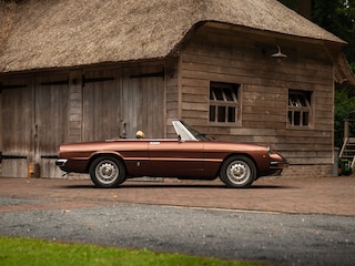 Alfa Romeo Spider 2000