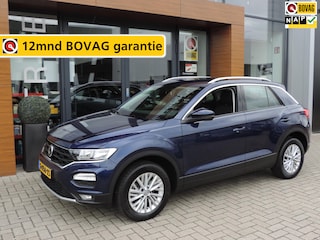 Volkswagen T-Roc 1.5 TSI Style Business AUTOMAAT 91.000km | Stoelverw | Camera | Beats audio | Elektr..aklep | ECC | CarPlay | DAB