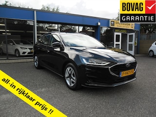 Ford Focus Wagon ECOBOOST CONNECTED NIEUW MODEL NAV AIRCO PDC XENON RIJKLAARPRIJS