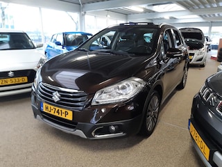 Suzuki S-Cross SX4 1.6 High Executive AllGrip AUTOMAAT SCHUIFDAK TREKHAAK STOELVERWARMING PDC CAMERA LEER 2 Sleutels FOTO'S VOLGEN