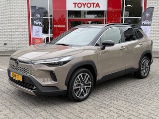 Toyota Corolla Cross HYBRID 180 EXECUTIVE NIEUW MODEL! PARKSENSOREN ANDROID/APPLE STOEL/STUURVERW. DODEHOEK 360° CAMERA LEDER P-SENSOREN JBL-AUDIO BLIND-SPOT EL-KLEP