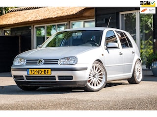 Volkswagen Golf 1.6-16V NL Auto I 18 Inch I Sportuitlaat I Trekhaak I Airco I Cruise I Audio I APK 30-7-2026