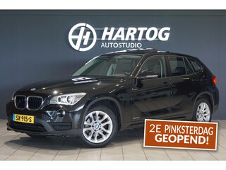 BMW X1 sDrive18i + AUTOMAAT / PANORAMA / SPORT / STUUR/STOELVERWARMING