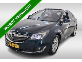 Opel Insignia 1.6 T 170PK Automaat Business Executive 5Drs./ Schuifdak / Leder / Pdc+Camera / Stuur-stoelverwarming / Keyless /