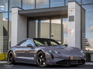 Porsche Taycan Turbo S 105 kWh / Org. NL / Burmester / Sport-Chrono / HUD / Ceramic / InnoDrive