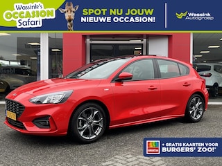 Ford Focus 1.0 EcoBoost 125pk ST-Line Business I Glazen Schuif/kanteldak I Stoelverwarming I Stuurverwarming I Adaptieve Cruise Control I Parkeersensoren I