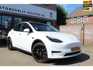 Tesla Model Y RWD 60 kWh TREKHAAK / 20"LM