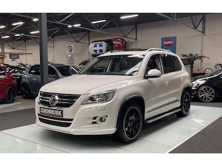 Volkswagen Tiguan 2.0 TSI 4Motion Vol opties!! DSG!! Pano!! LEER!! Navi!! Clima!!
