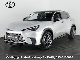 Lexus LBX Business Line Bi-Tone 2WD | Dodehoek detectie | Stuur- & Stoelverwarming | Navigatie | Parkeersensoren