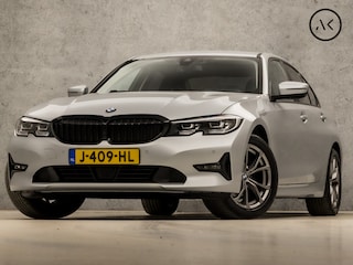 BMW 318i Executive Sportline 157Pk Automaat (APPLE CARPLAY, GROOT NAVI, CAMERA, GETINT GLAS, TREKHAAK, SPORTSTOELEN, CRUISE, PARKEERSENSOREN, LANE ASSIST, NIEUWSTAAT)