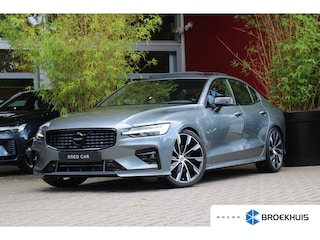Volvo S60 2.0 T4 R-Design | Panoramadak | Trekhaak | Camera | Adaptive Cruise | Stuur/stoelverwarming | 20" Velgen