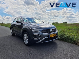 Volkswagen T-Roc 1.5 TSI Life Business