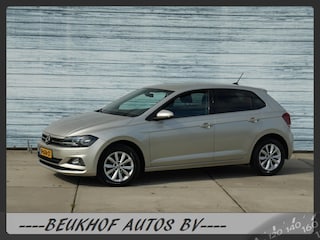 Volkswagen Polo 1.0 TSI Highline Automaat Leer Carplay Navi