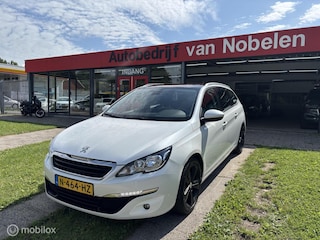 Peugeot 308 SW 1.2 PureTech Allure|NAVI|PDC|CLIMATE CONTROL