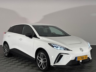 MG 4 Luxury 64 kWh | Half LEDER | ECC | Trekhaak ✅ 1e Eigenaar