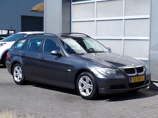 BMW 3-serie Touring 318i Executive|Cruise|Airco|PDC|Stoelvwr
