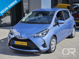Toyota Yaris 1.0 VVT-i Aspiration ECC Camera Trekhaak NL-Auto