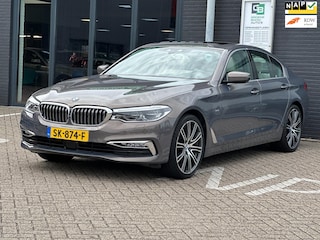 BMW 520i High Executive/2E EIG/LEDER/PANO-DAK/CAMERA/NAVI/NL-AUTO NAP!!