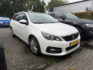Peugeot 308 SW BWJ 2018 1.5 BlueHDi 131 PK Blue Lease Executive TREKHAAK | STOELVERW. | PANORAMDAK | LEDER | APPLE CARPLAY | ANDROID AUTO | NAVI | CLIMA | CRUISE | LMV | PDC