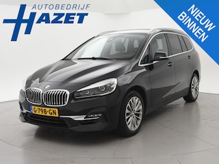 BMW 2-serie Tourer 218i 7-PERS HIGH EXECUTIVE AUT. + HEAD-UP | LEDER | AFN. TREKHAAK | CAMERA | STOELVERW.