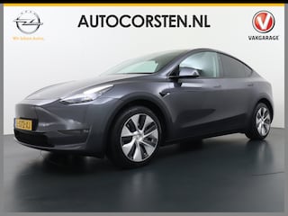 Tesla Model Y Long Range AWD 75kWh Trekhaak Warmtepomp Navi Ecc Leder Camera Privacy Glas Matrix-Led Keyless Stoel+stuurverwarming 1.600 kg Trekgewicht 1e Eigenaar Garantie Batterij en aandrijflijn jaar/192.000km vanaf nieuw