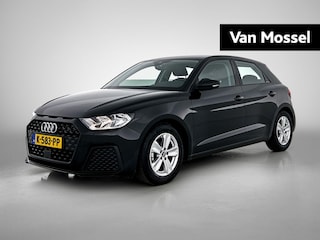 Audi A1 Sportback 25 TFSI l Apple Carplay / Android Auto l Dimbare binnenspiegel l Buitenspiegels verwarmbaar l Bluetooth l Lichtmetalen wielen