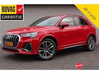 Audi Q3 45 TFSI e S Edition S Line| Inklapbare trekhaak | Pano dak | Camera | Stoelverwarming | Interieur voorverwarming