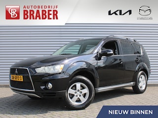 Mitsubishi Outlander 2.0 Edition One | Trekhaak | Clima | Apple Carplay/Android Auto | 16" LM | Xenon | Cruise | PDC |