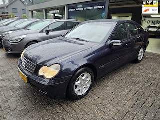 Mercedes-Benz C-klasse 180 K. Classic | 2E EIGENAAR | 12MND GARANTIE | AIRCO | ELEC RAMEN | LAGE KM |