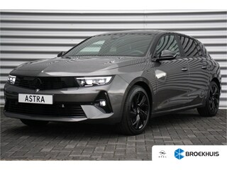 Opel Astra 1.6 HYBRID 180PK ULTIMATE AUTOMAAT / NAVI / LEDER / CLIMA / AGR / PDC / 17" LMV / CAMERA / BLACK PACK / KEYLESS / FULL-LED / WINTERPAKKET / PANO. DAK / BLUETOOTH / ADAPT. CRUISECONTROL / FULL OPTIONS / NIEUWSTAAT !!