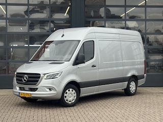 Mercedes-Benz Sprinter 317 L2H2 | LED | 3,5t AHWG | 10"Mbux | Camera | Certified 24 mnd. garantie