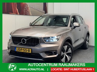 Volvo XC40 1.5 T4 RECHARGE INSCRIPTION AUTOMAAT LEDER NAVIGATIE STOEL EN STUUR VERWARMING CRUISE CONTROL APPLE CARPLAY/ANDROID RIJSTROOKSENSOREN  ACHTERUITRIJCAMERA UITKLAPBARE TREKHAAK ZEER MOOI !! Brgl
