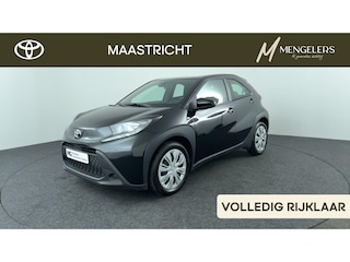 Toyota Aygo 1.0 VVT-i MT Play / P.cam / Apple Carplay-Android Auto