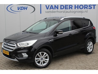Ford Kuga 1.5-150pk EcoBoost Titanium. Trekgewicht 2.000kg ! Autm. airco dual, stoel-, stuur- en voorraamverwarming, cruise control, telefoonvoorb., navigatie, Sony soundsyst., LM wielen, trekhaak, privacy glass, All Season banden etc.