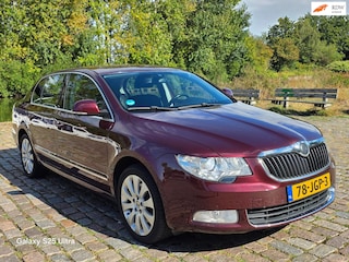 Skoda Superb 1.8 TSI Elegance Automaat navigatie trekhaak cruis control stoelverwarming