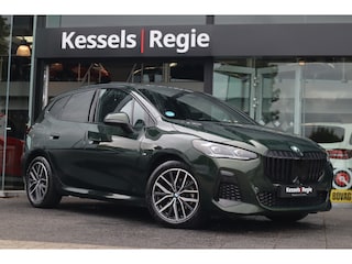 BMW 2-serie Tourer 218i M-sport Pano Memory H&K ACC Camera