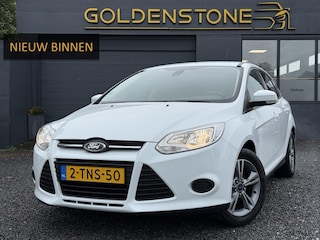 Ford Focus 1.0 EcoBoost Edition 2e Eigenaar,Trekhaak,Airco,Cruise,Lm velgen,102pk,Apk tot 05-2026