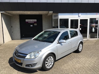 Opel Astra 1.6 Temptation / APK MAART 2026 / NETTE STAAT / ALU VELGEN / DEALER SERVICED
