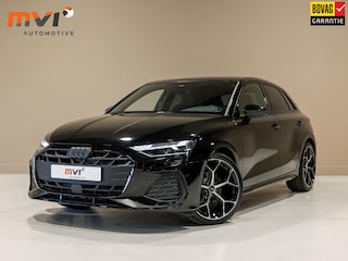 Audi A3 Sportback 35 TFSI S edition / 150pk / Panorama dak / Sonos / Achteruitrij camera /