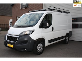 Peugeot Boxer 330 2.2 HDI L1H2 XR GARANTIE, EX BTW, Camera, Airco, Imperiaal, Trekhaak, Trap, 3Persoons.
