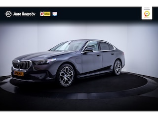 BMW 550e xDrive FULL.LED | KEYLESS | DODEHOEK | CARPLAY | HEAD-UP | ADAPTIEVE.CRUISE | LANE.ASS| ELEK.TREKHAAK