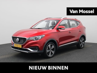 MG ZS EV Luxury 45 kWh Aut. | Leder | Panoramadak | Navigatie | Stoelverwarm. | Elek st. | Apple carplay | Cruise control | Climate control
