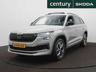 Skoda Kodiaq 1.5 TSI Sportline Business 7p. / Panodak / Elek. Trekhaak / Elek. Stoel