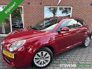 Alfa Romeo Mito 0.9 T. Air Esclusivo LEER / NAVI / CLIMA / CRUISE / PDC / RIJKLA